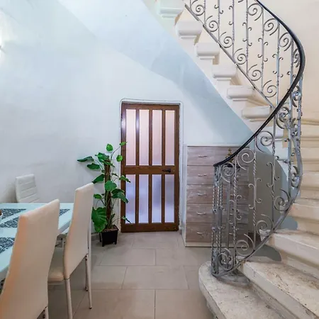 Gæstehus Traditional Maltese Townhouse Sliema